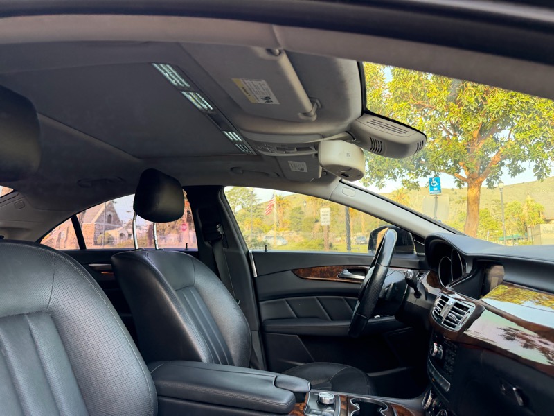 Mercedes-Benz CLS-Class CLS550 2012