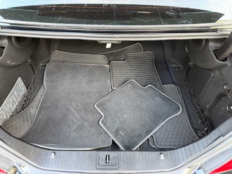 Mercedes-Benz CLS-Class CLS550 2012