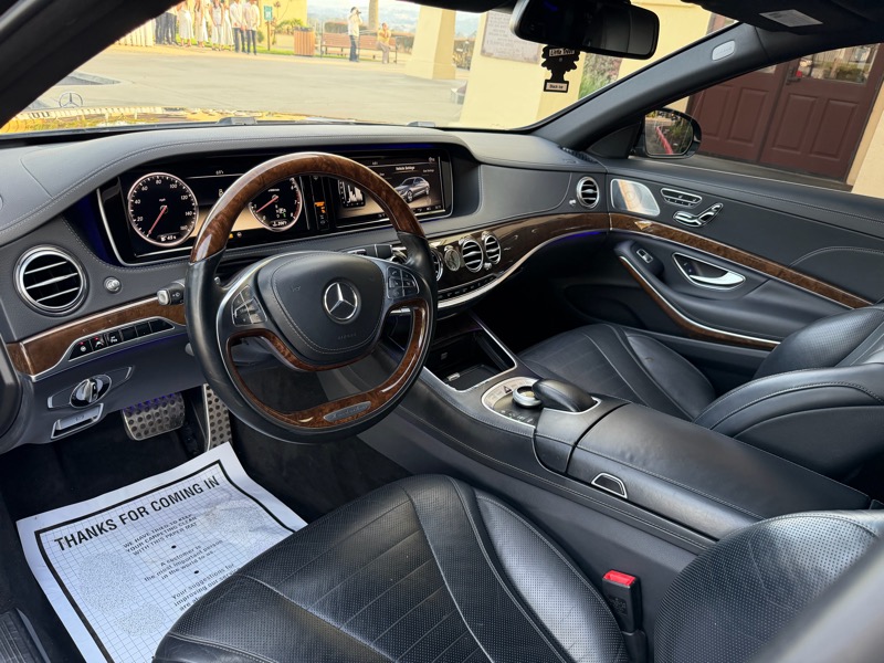 Mercedes-Benz S-Class S550 2014