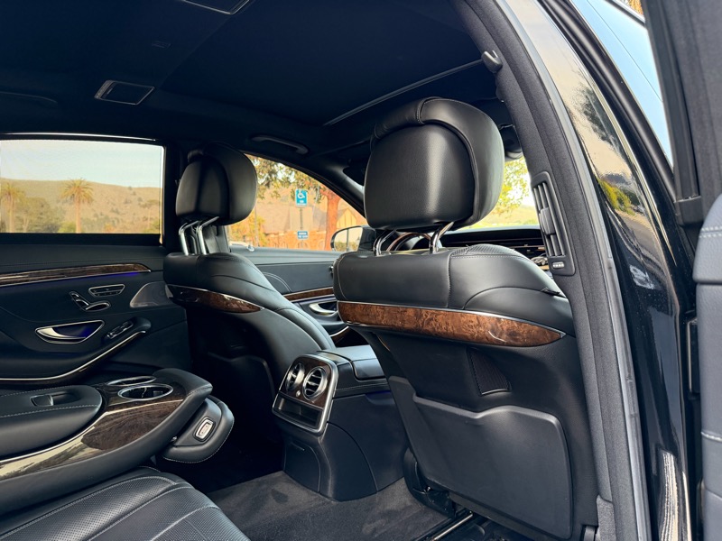 Mercedes-Benz S-Class S550 2014