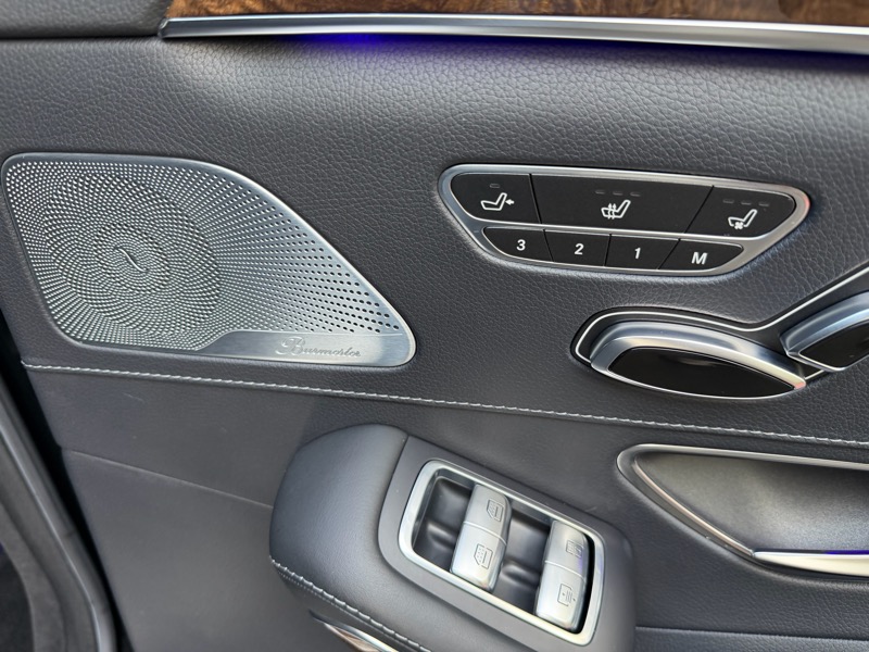 Mercedes-Benz S-Class S550 2014