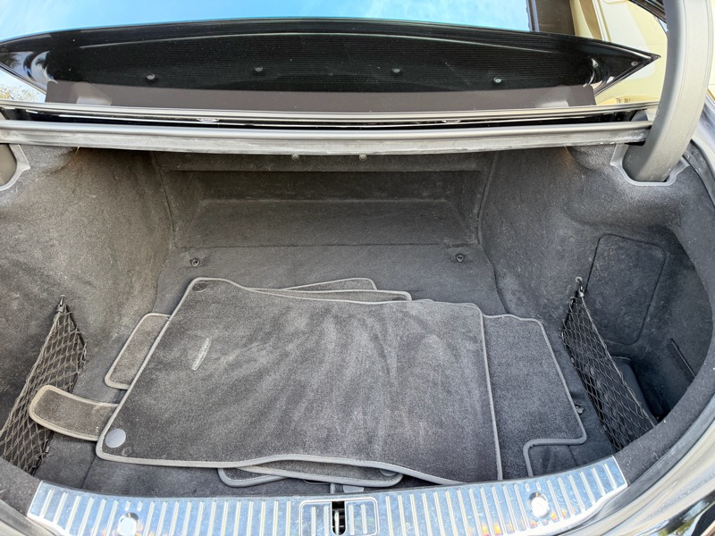 Mercedes-Benz S-Class S550 2014