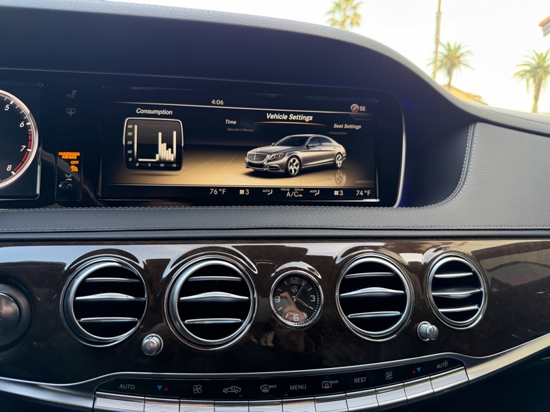 Mercedes-Benz S-Class S550 2014