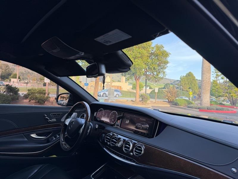 Mercedes-Benz S-Class S550 2014