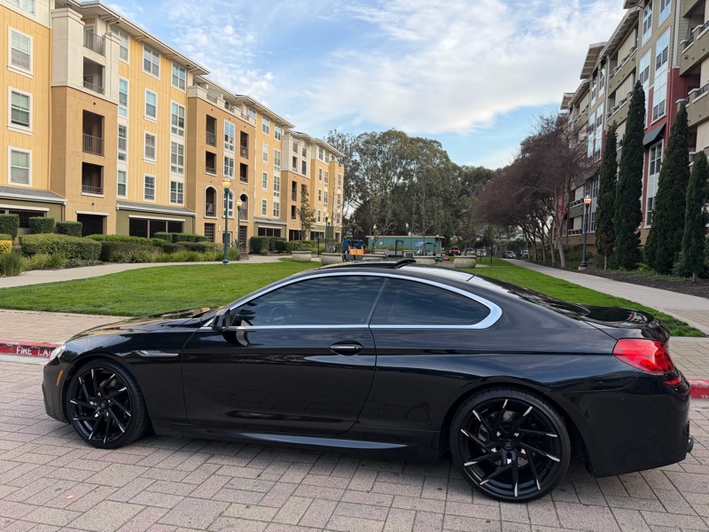 BMW 6-Series 640i Coupe 2012