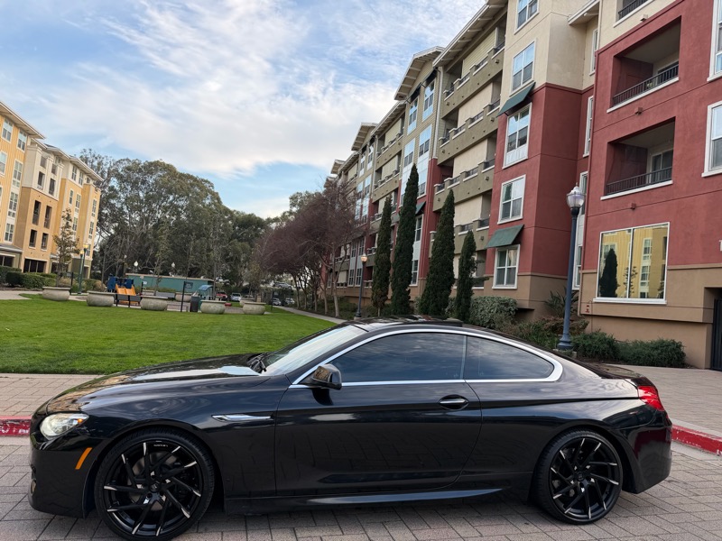 BMW 6-Series 640i Coupe 2012