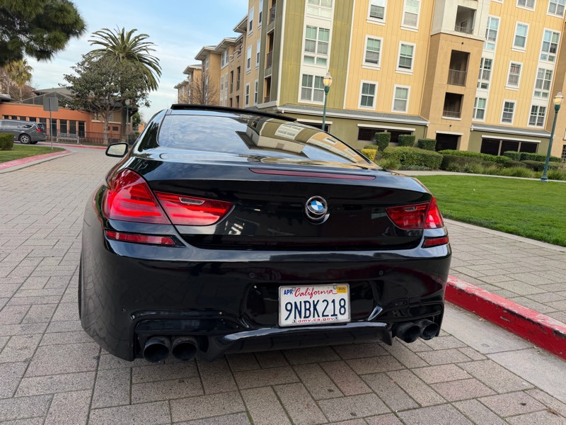 BMW 6-Series 640i Coupe 2012