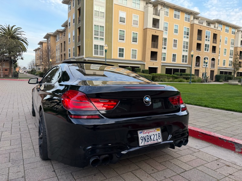 BMW 6-Series 640i Coupe 2012