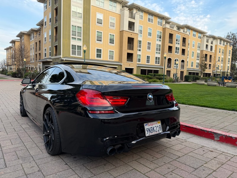 BMW 6-Series 640i Coupe 2012