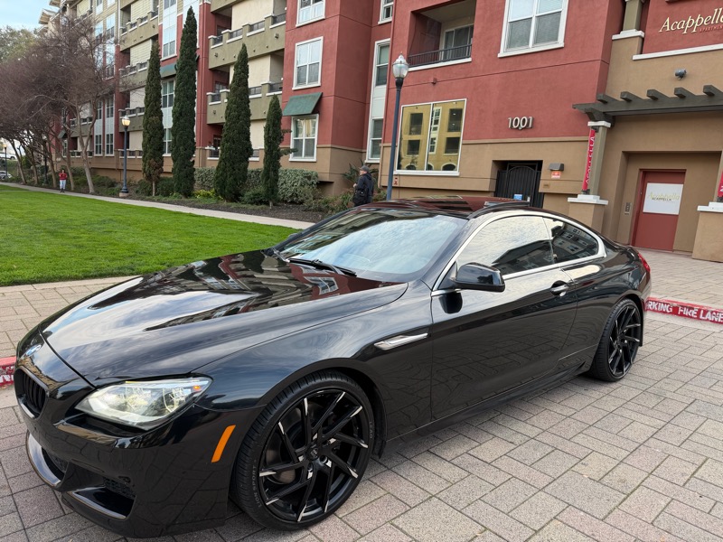 BMW 6-Series 640i Coupe 2012