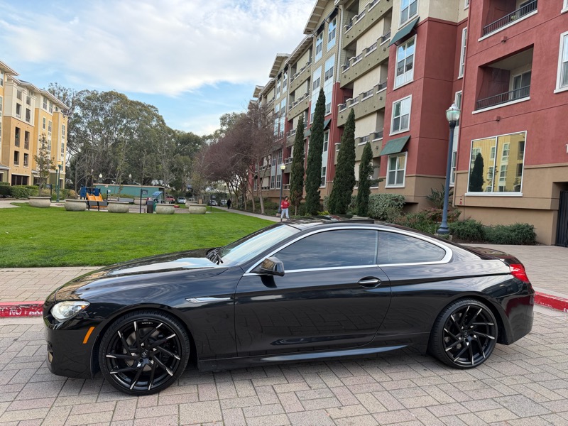 BMW 6-Series 640i Coupe 2012