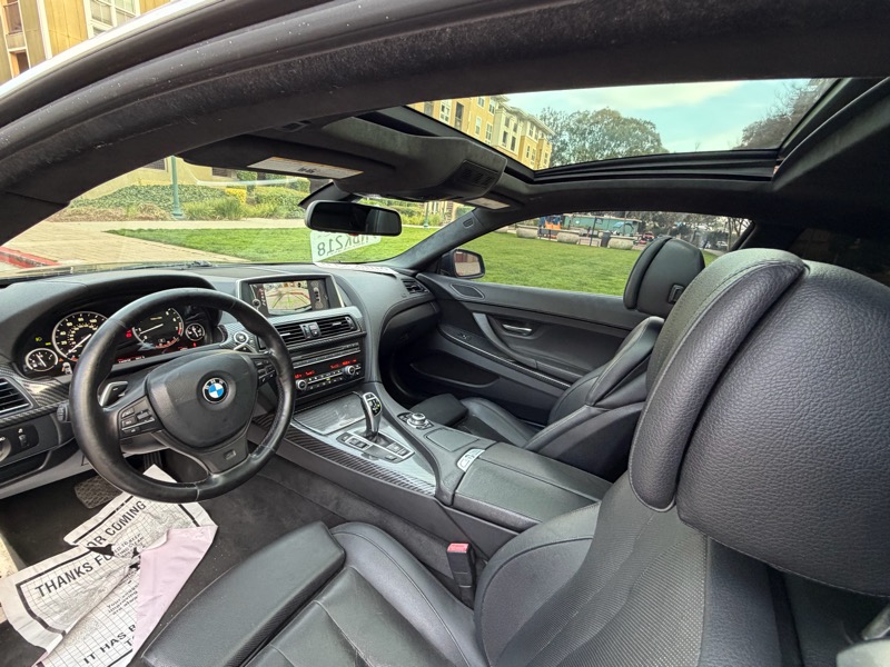 BMW 6-Series 640i Coupe 2012