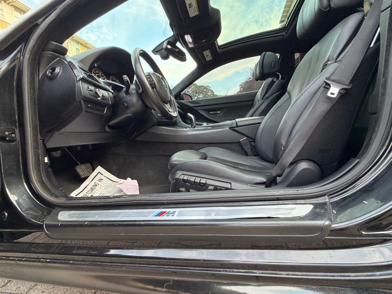 BMW 6-Series 640i Coupe 2012