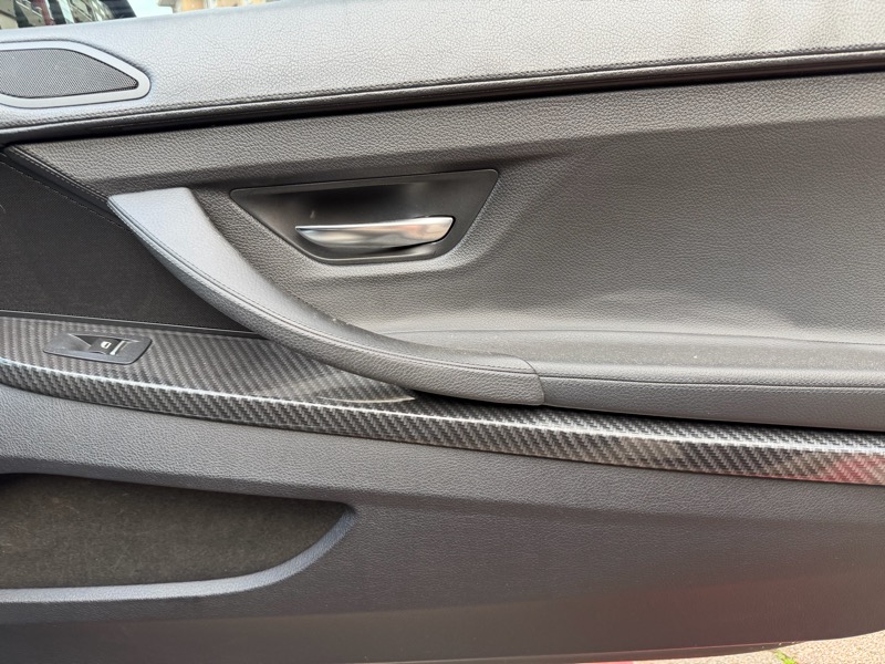 BMW 6-Series 640i Coupe 2012