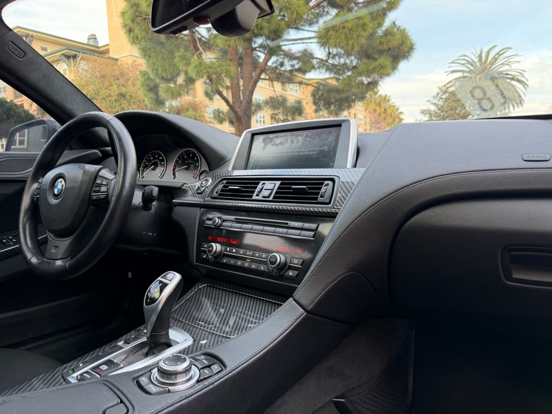 BMW 6-Series 640i Coupe 2012