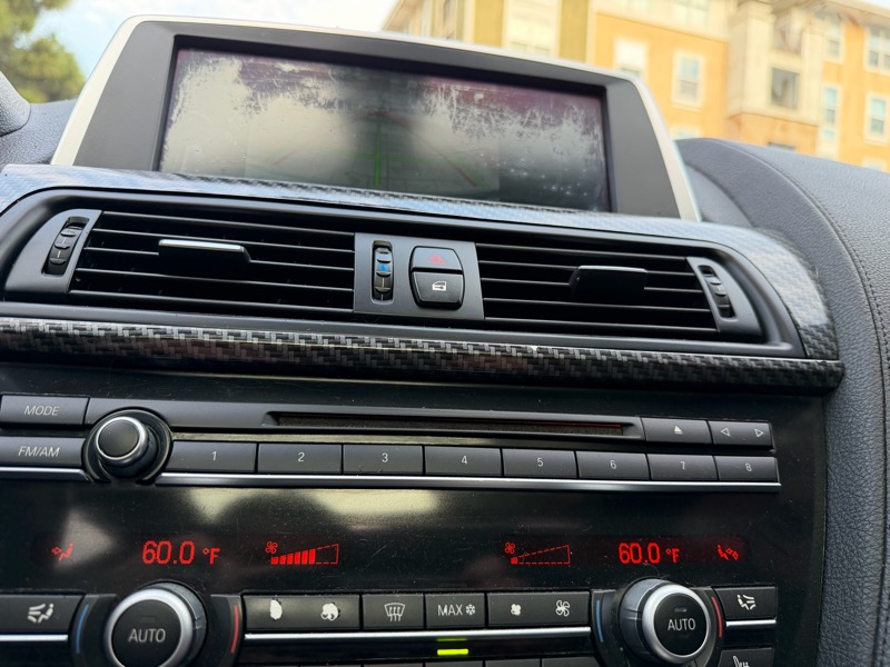 BMW 6-Series 640i Coupe 2012