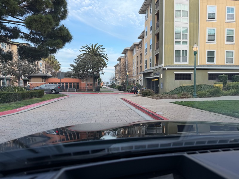 BMW 6-Series 640i Coupe 2012