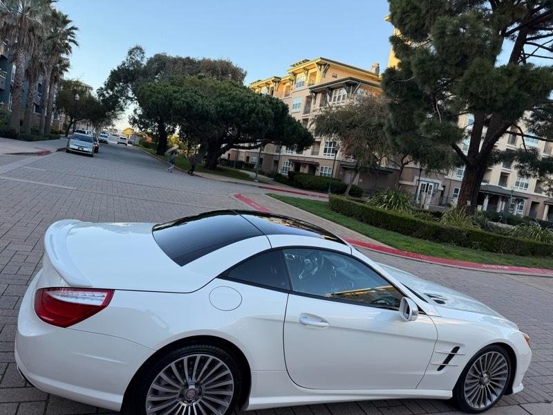 Mercedes-Benz SL-Class SL550R 2014