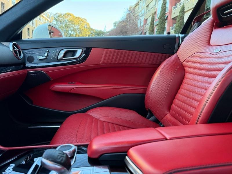 Mercedes-Benz SL-Class SL550R 2014