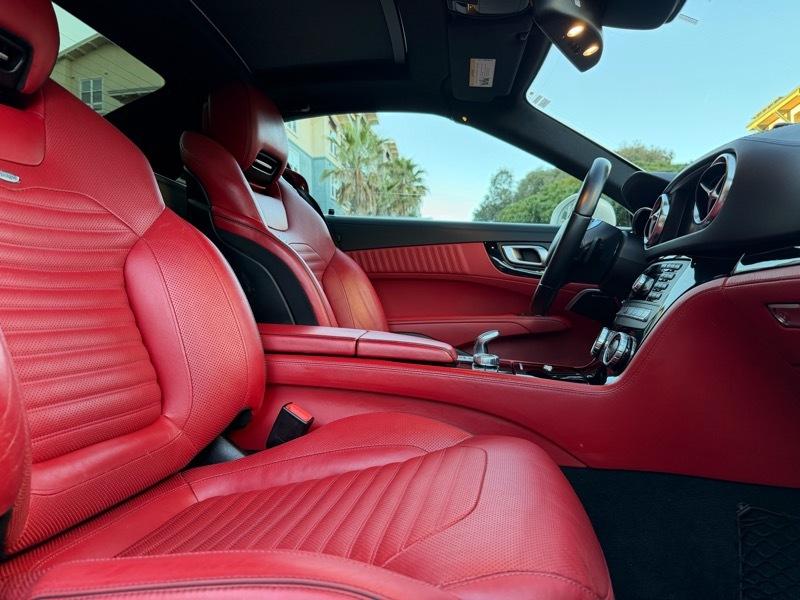 Mercedes-Benz SL-Class SL550R 2014