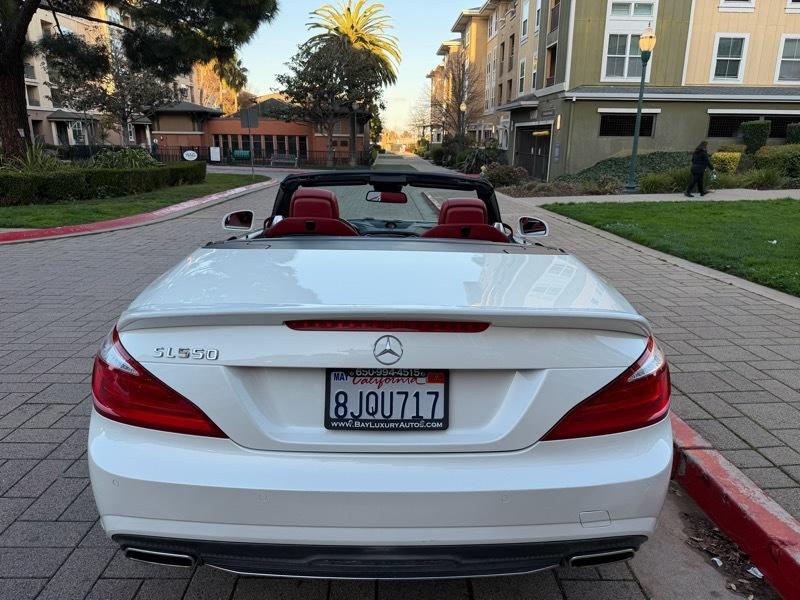 Mercedes-Benz SL-Class SL550R 2014