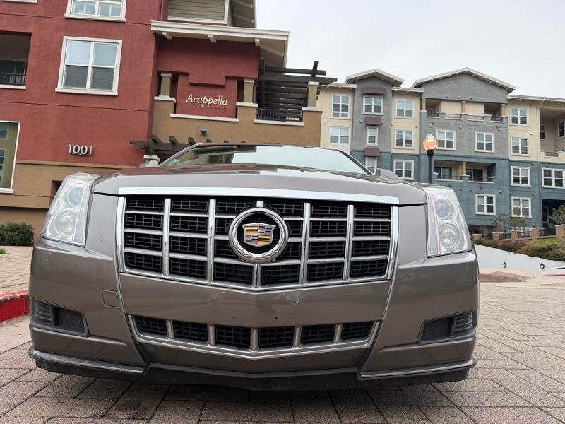 Cadillac CTS Luxury 2012