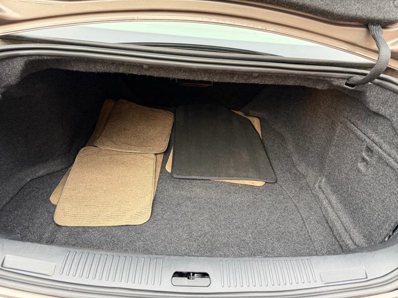 Cadillac CTS Luxury 2012