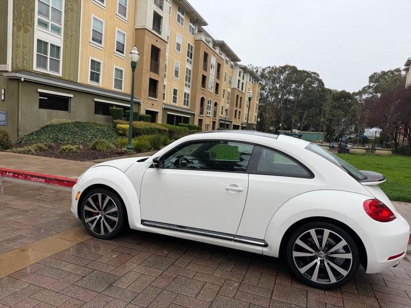 Volkswagen Beetle 2.0T Turbo 2013