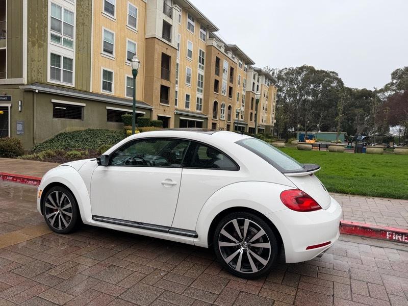 Volkswagen Beetle 2.0T Turbo 2013