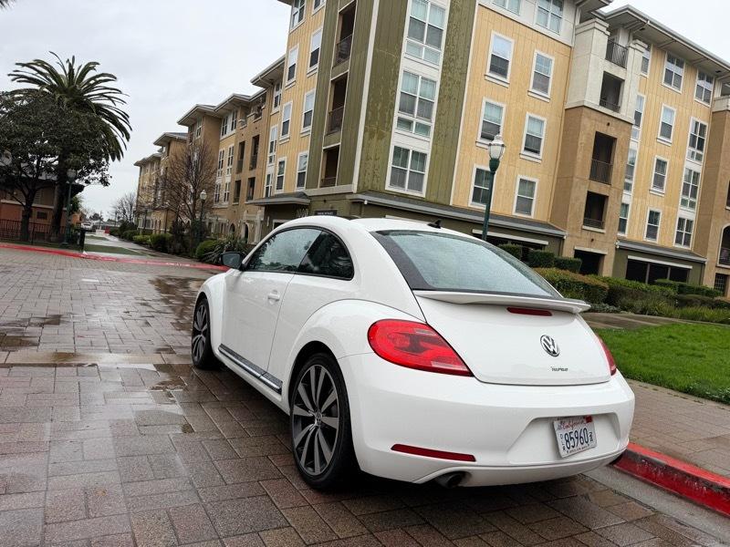 Volkswagen Beetle 2.0T Turbo 2013