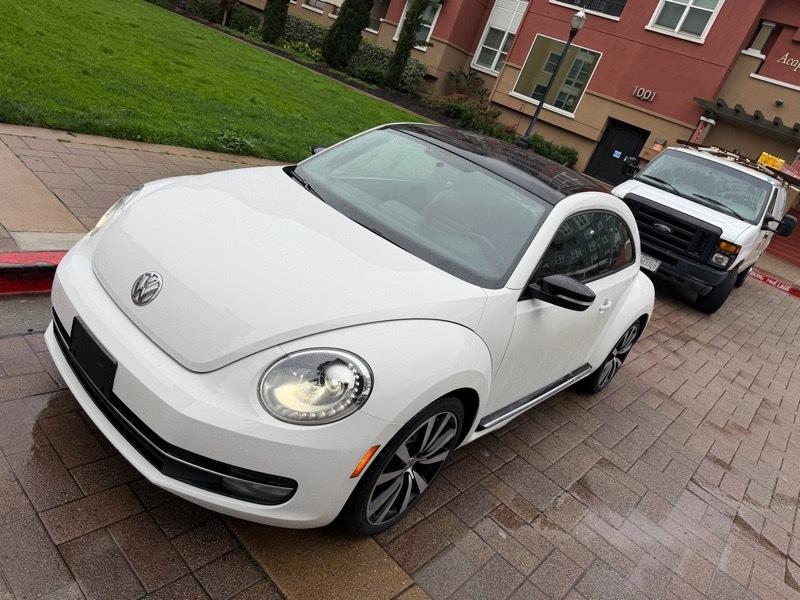 Volkswagen Beetle 2.0T Turbo 2013