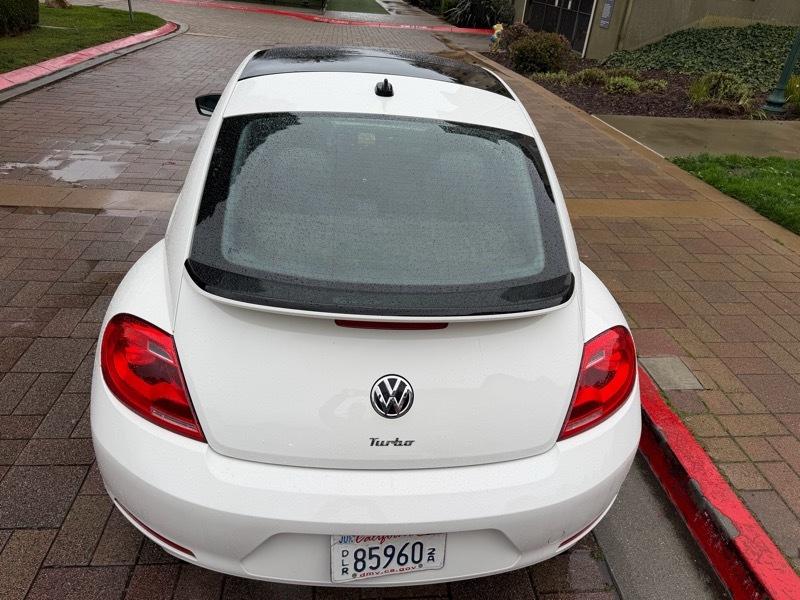 Volkswagen Beetle 2.0T Turbo 2013