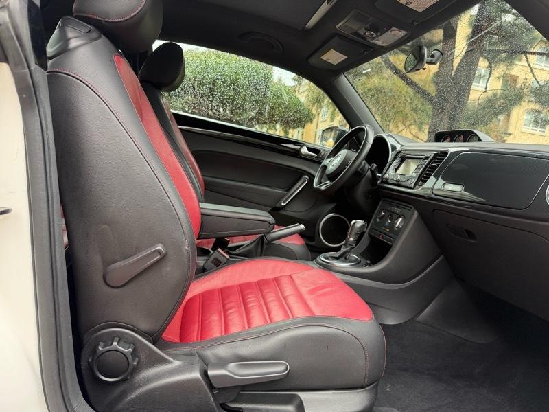 Volkswagen Beetle 2.0T Turbo 2013