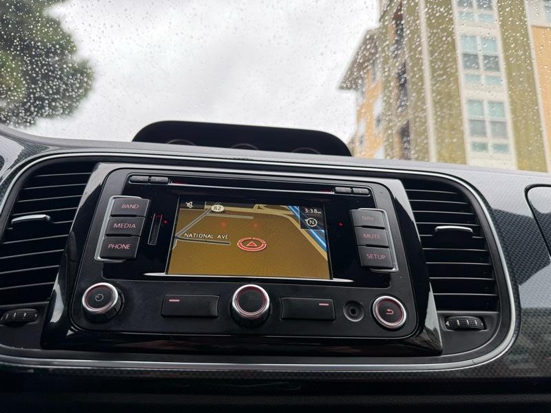 Volkswagen Beetle 2.0T Turbo 2013