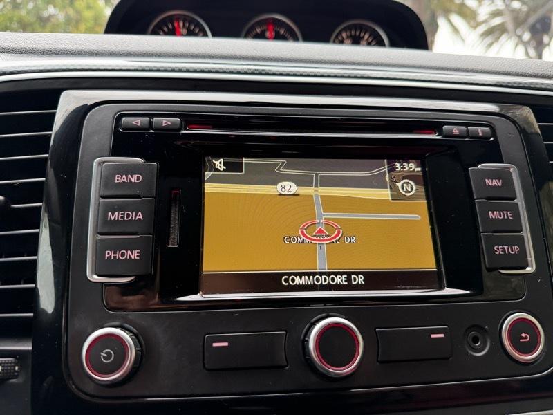 Volkswagen Beetle 2.0T Turbo 2013