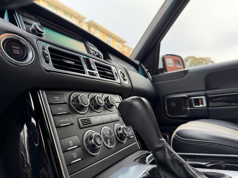 Land Rover Range Rover Autobiography 2011