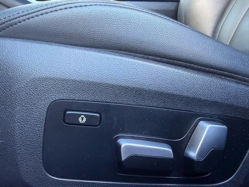 BMW 3-Series 330i 2019