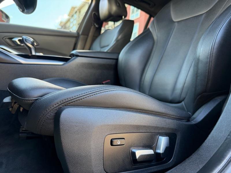 BMW 3-Series 330i 2019