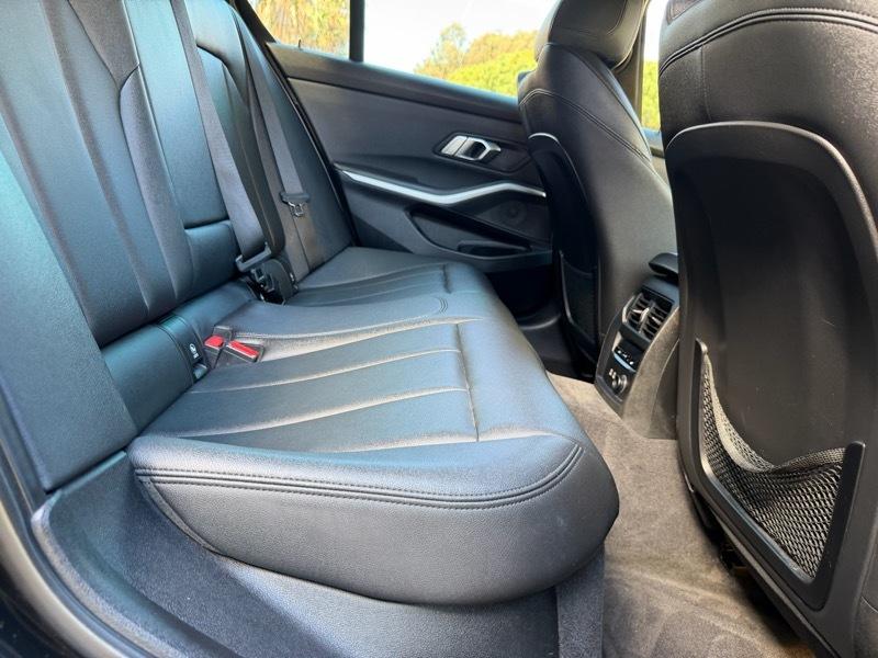 BMW 3-Series 330i 2019