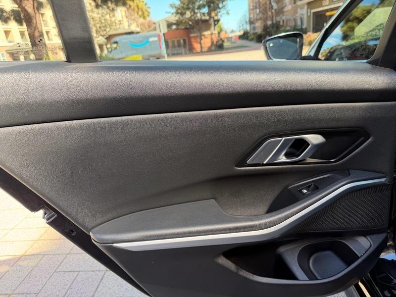 BMW 3-Series 330i 2019