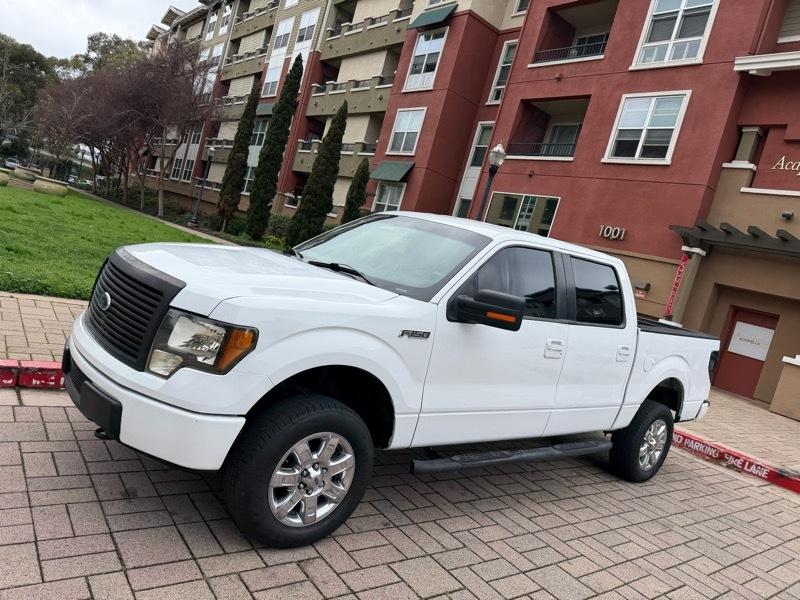 Ford F-150 4WD SuperCrew 150" XL 2014