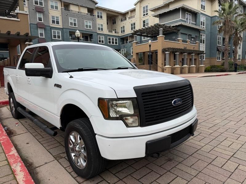 Ford F-150 4WD SuperCrew 150" XL 2014