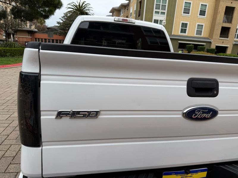 Ford F-150 4WD SuperCrew 150" XL 2014