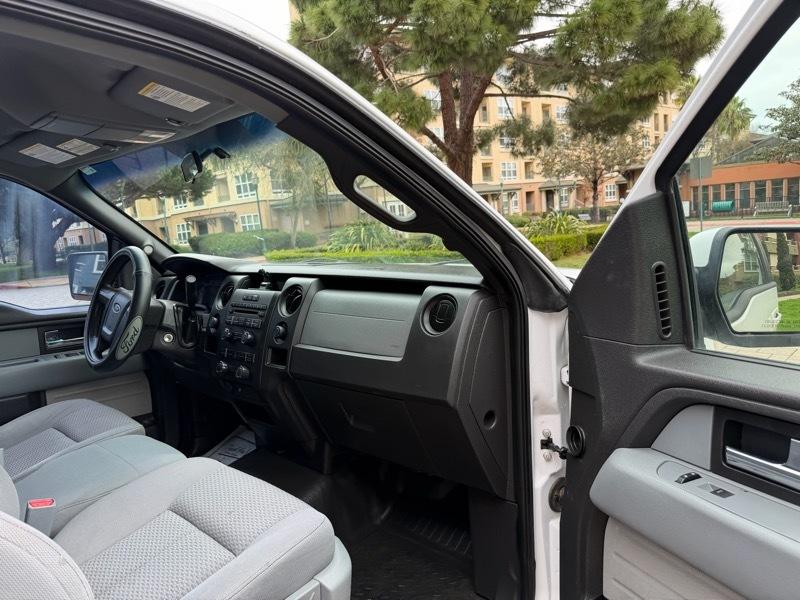 Ford F-150 4WD SuperCrew 150" XL 2014