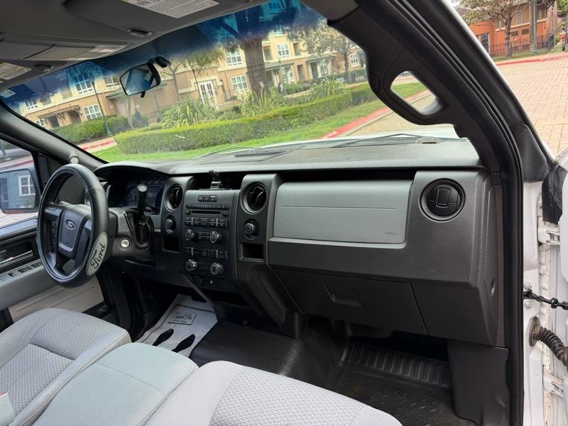 Ford F-150 4WD SuperCrew 150" XL 2014