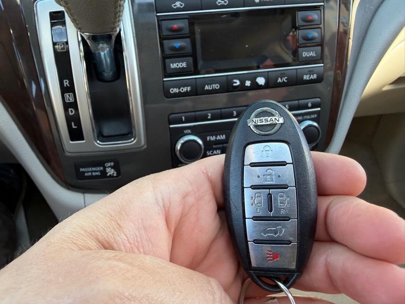 Nissan Quest 3.5 SL 2012