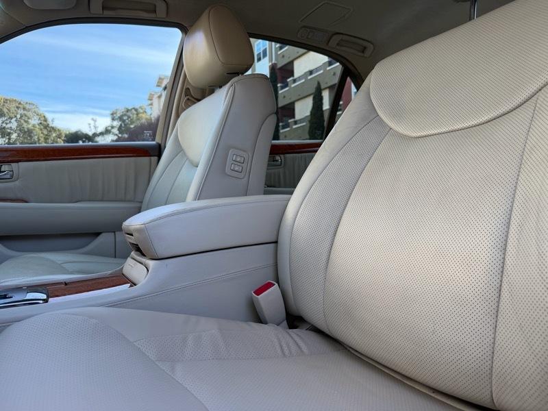 Lexus LS 430 Sedan 2005