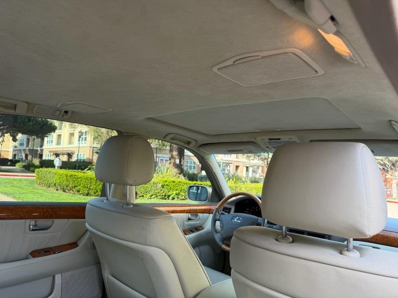 Lexus LS 430 Sedan 2005