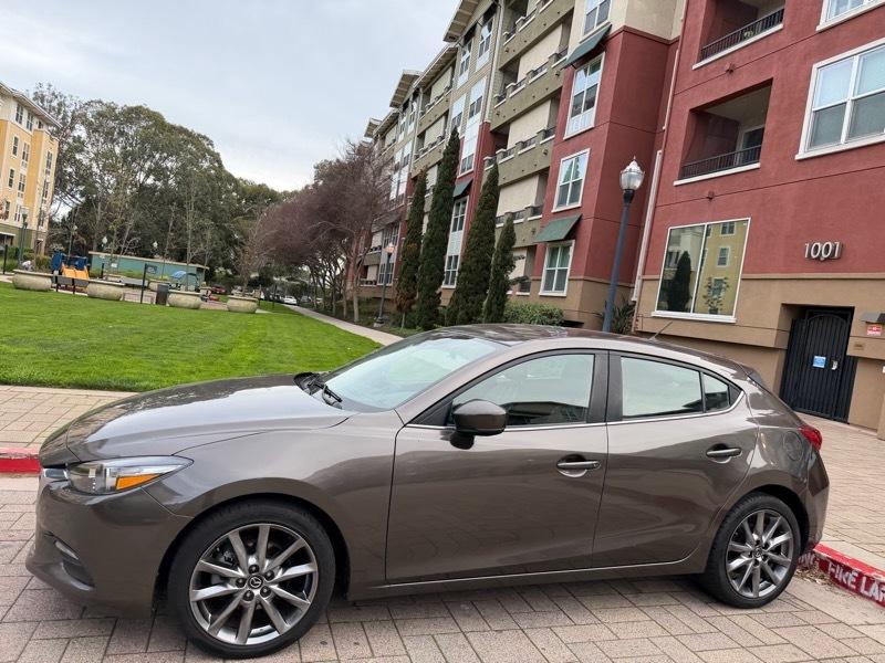 Mazda MAZDA3 s Grand Touring AT 5-Door 2018