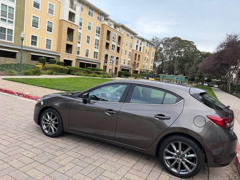 Mazda MAZDA3 s Grand Touring AT 5-Door 2018
